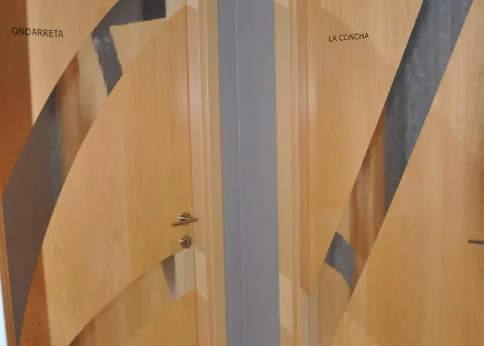 招待所 C7膳食公寓 *